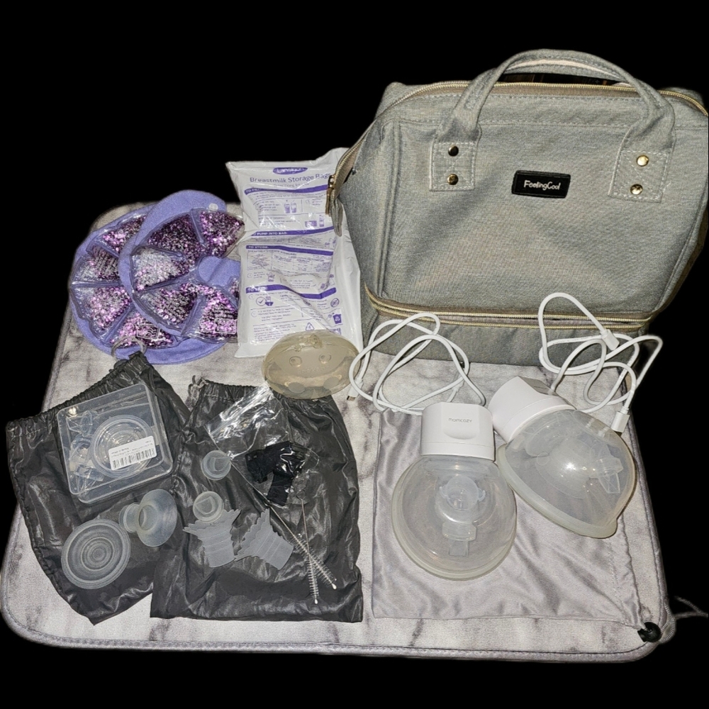 Momcozy S12 And Pumping Bag with Accessories
